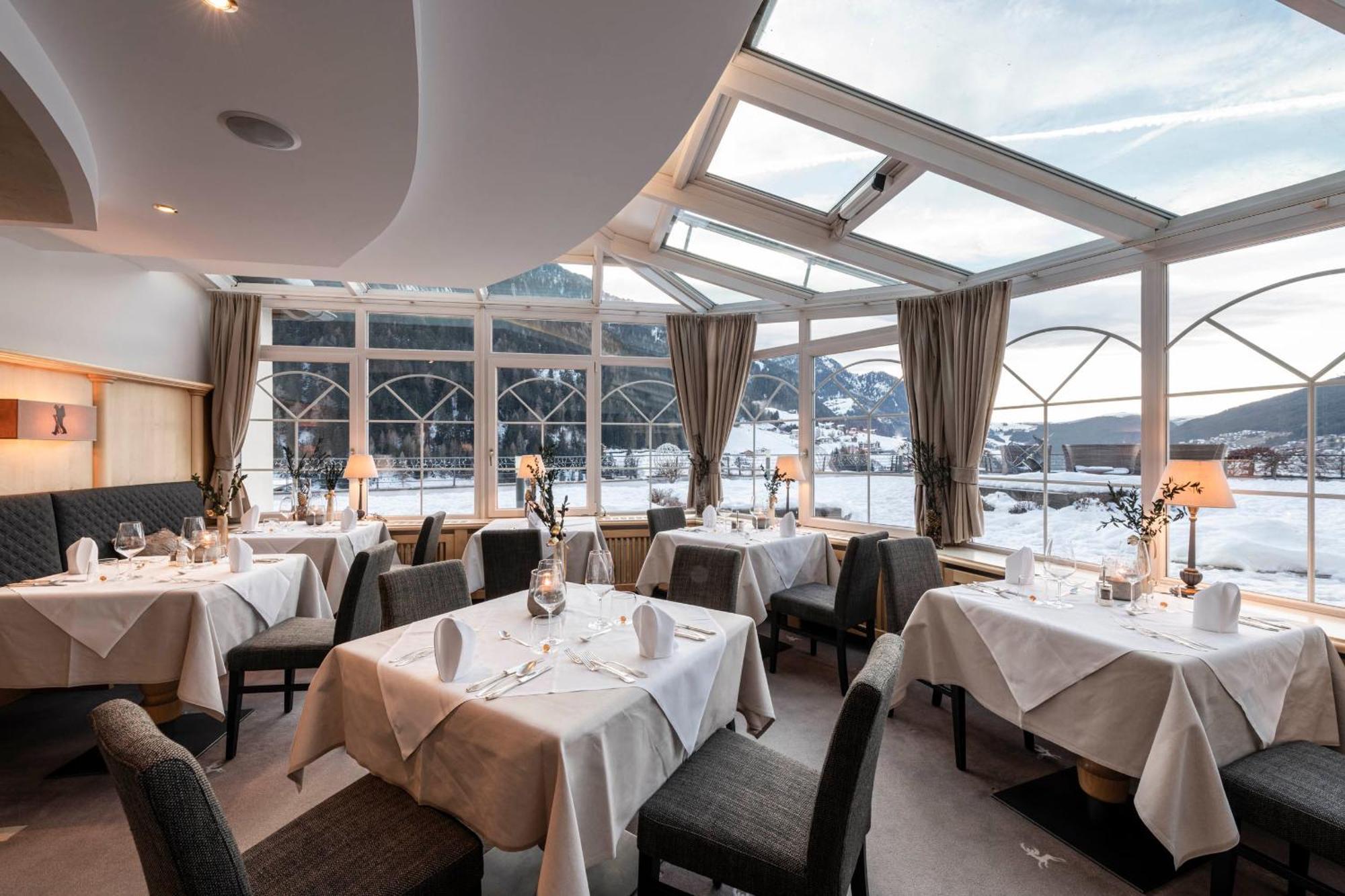 Alpenheim Charming & Spa Hotel Ortisei Eksteriør bilde